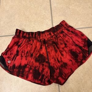 Size 4 Lululemon Hotty Hot Shorts